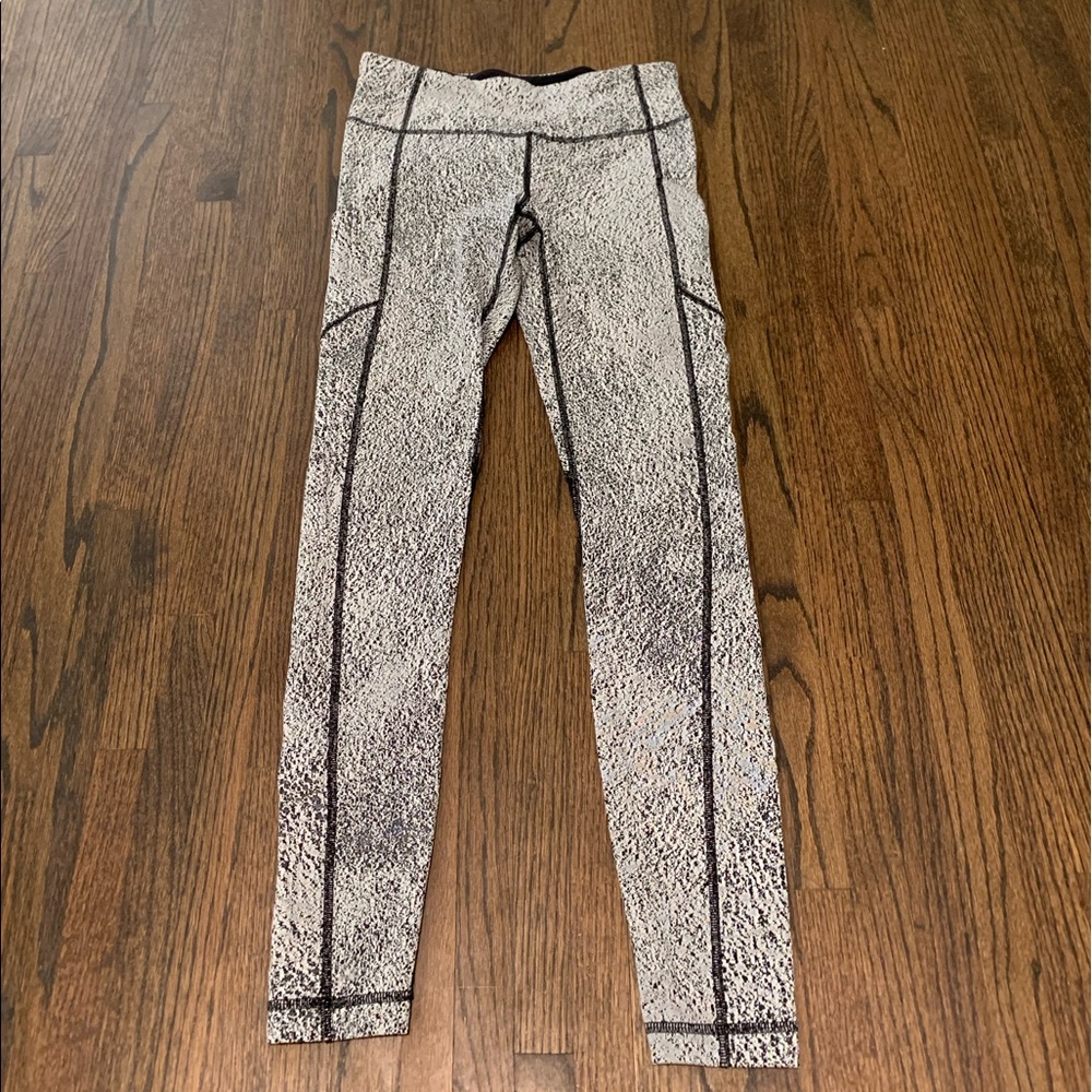 Lululemon tight - Size 6